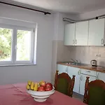 Apartamento Iko Nemira *