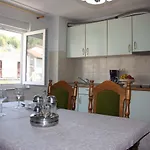Iko Nemira Apartamento *
