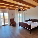 Apartamento Iko Nemira Omiš
