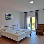 Apartamento Iko Nemira
