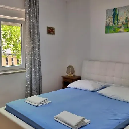 Apartman Iko Nemira *