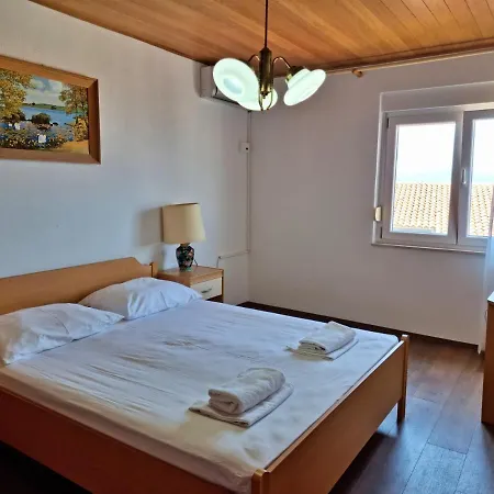 Iko Nemira Apartman *